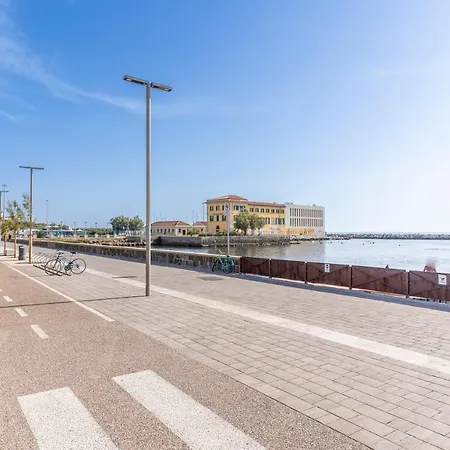 Livorno- Lungomare Viale Italia Bright Apartment! Exterior foto