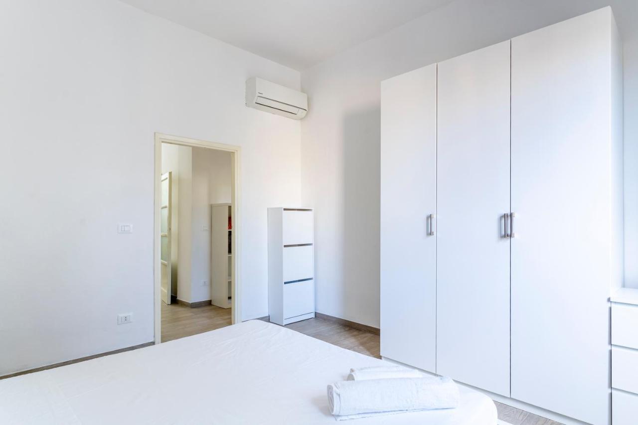 Livorno- Lungomare Viale Italia Bright Apartment! Apartment
