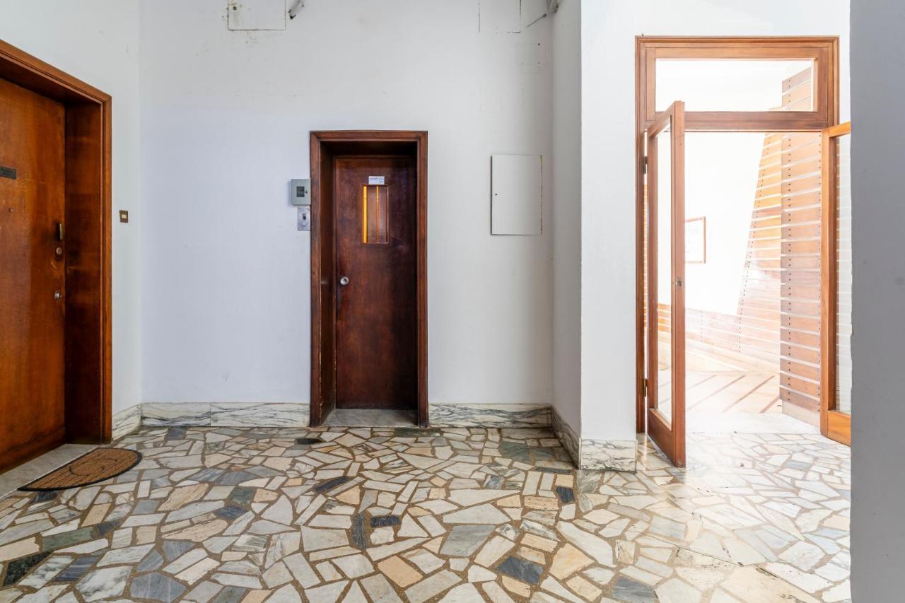 Livorno- Lungomare Viale Italia Bright Apartment! Apartment *
